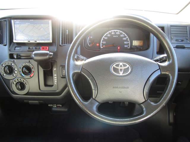 Toyota Light Ace Van 5