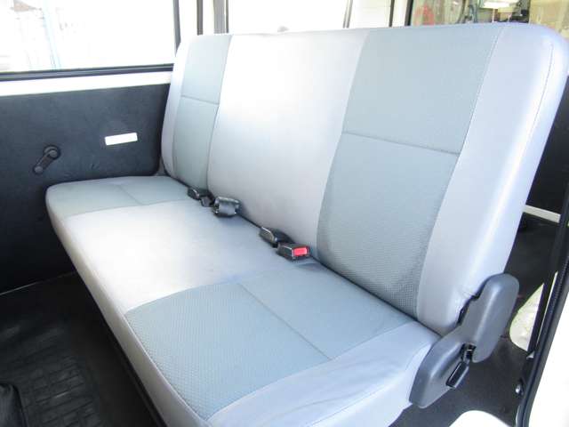 Toyota Light Ace Van 7