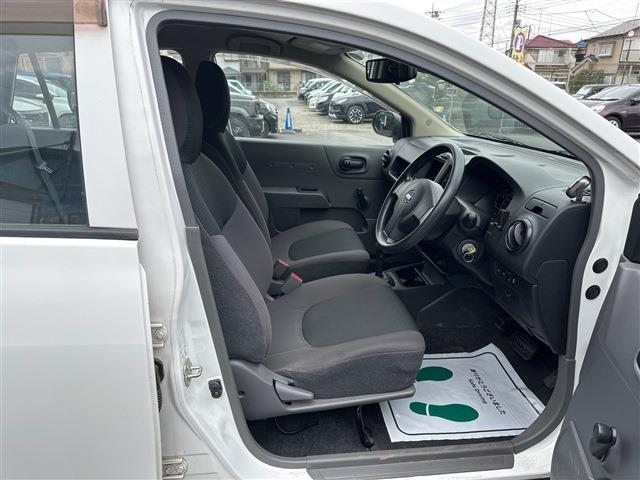 Nissan NV150 AD 8