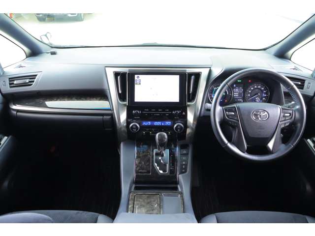 Toyota Alphard 7