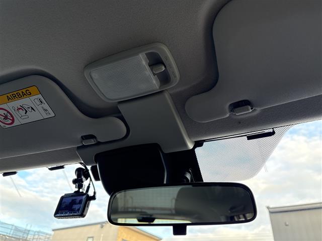 Toyota Probox Van 11