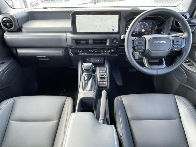 Toyota Land Cruiser FJ 3