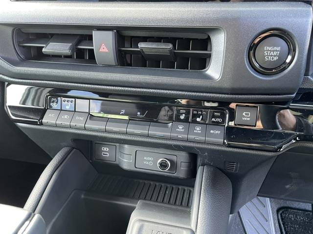 Toyota Land Cruiser FJ 7