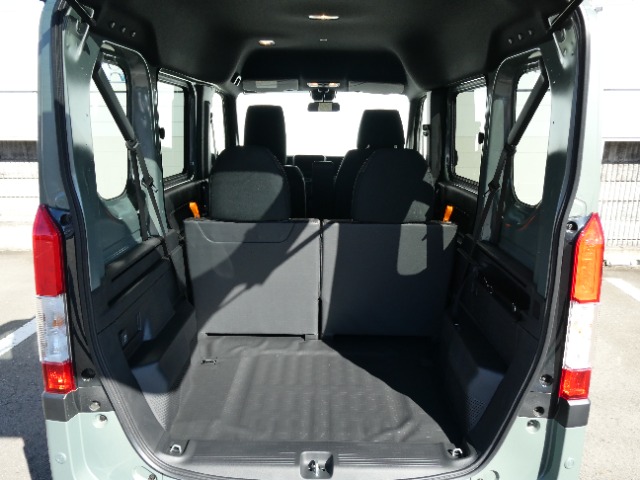 Honda N-VAN 10