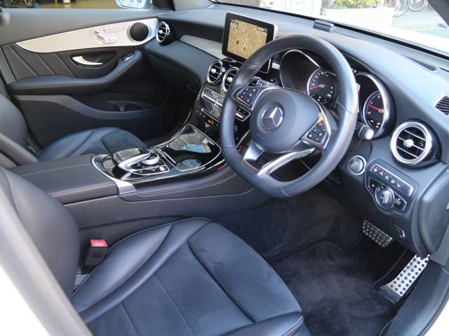 Mercedes-Benz GLC 10