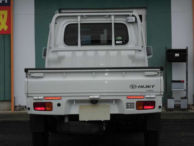 Daihatsu Hijet Truck 3