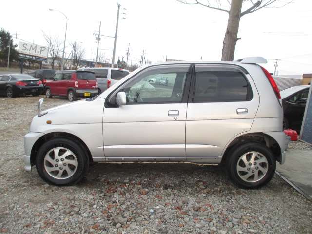 Daihatsu Terios Kid 8
