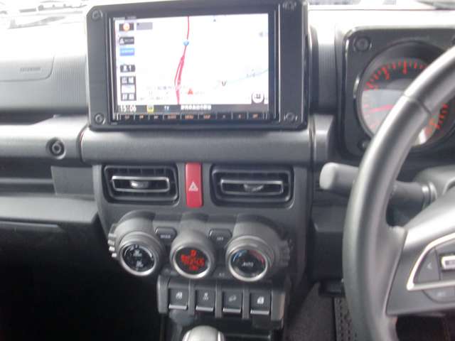 Suzuki Jimny Sierra 10