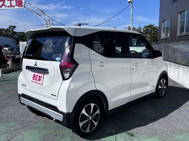 Mitsubishi eK X 5