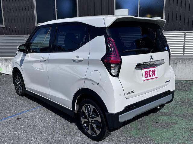 Mitsubishi eK X 6