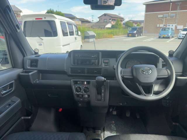 Daihatsu Hijet Deck Van 3