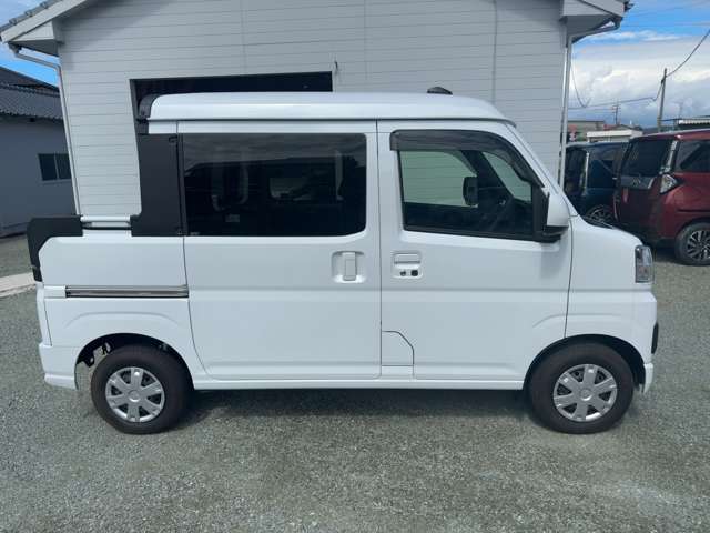Daihatsu Hijet Deck Van 6