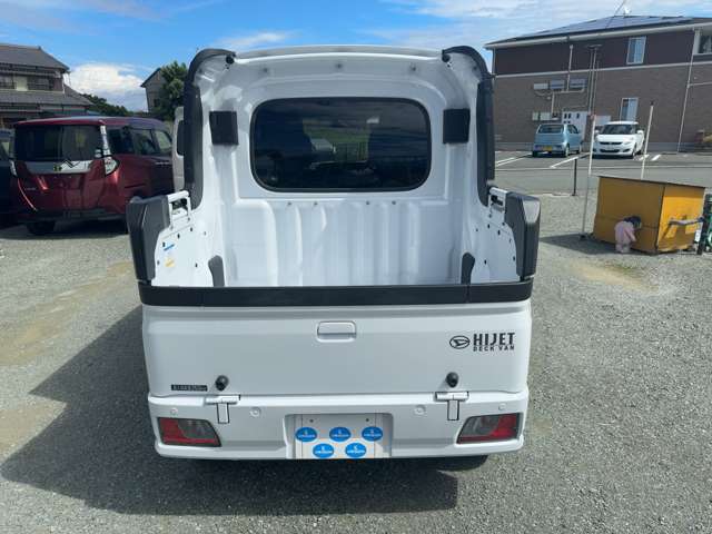 Daihatsu Hijet Deck Van 8