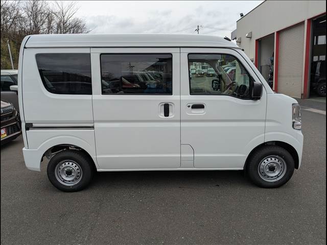 Suzuki Every 9
