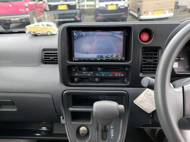 Daihatsu Hijet Deck Van 12