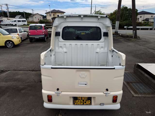 Daihatsu Hijet Deck Van 9