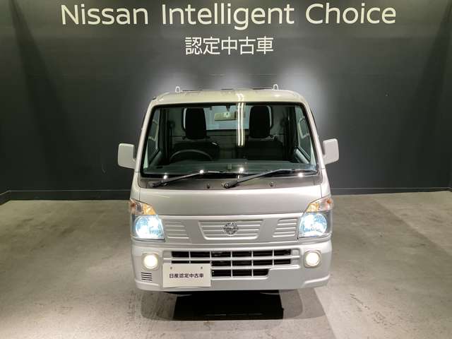 Nissan NT100 Clipper 9
