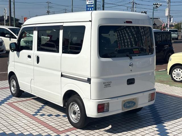 Nissan NV100 Clipper 11