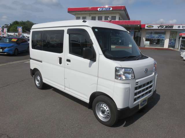 Daihatsu Hijet Cargo 7