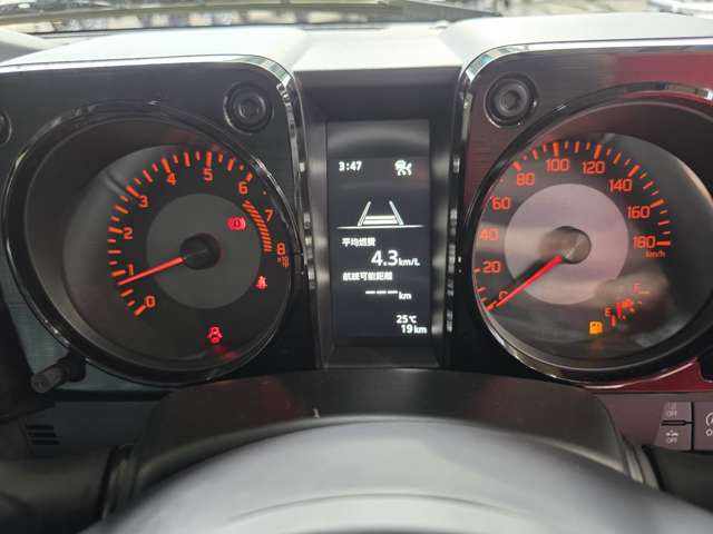 Suzuki Jimny Nomade 11