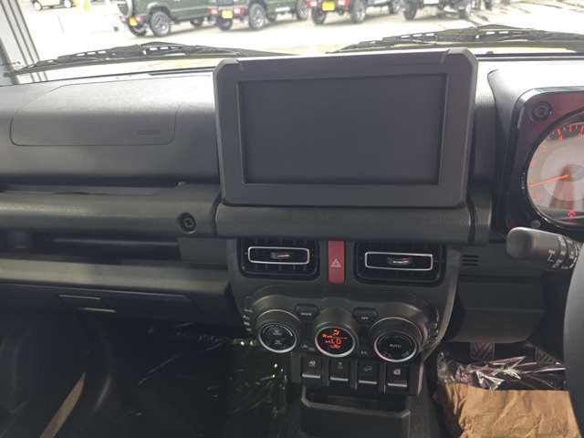 Suzuki Jimny Nomade 12