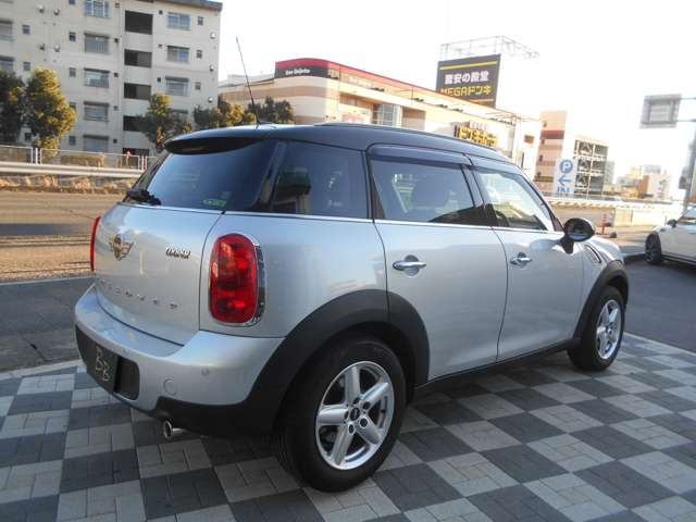 MINI Crossover 6