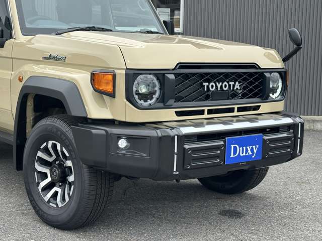 Toyota Land Cruiser 70 9