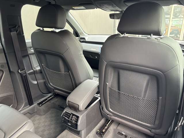 Audi Q3 11