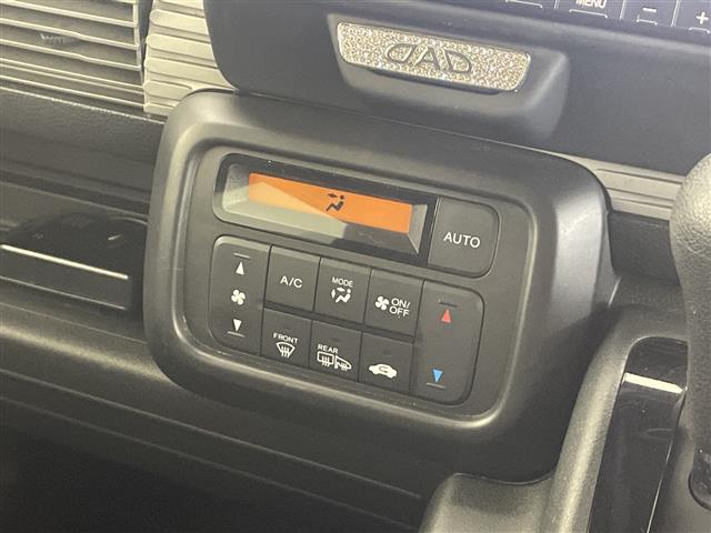 Honda N-VAN 11