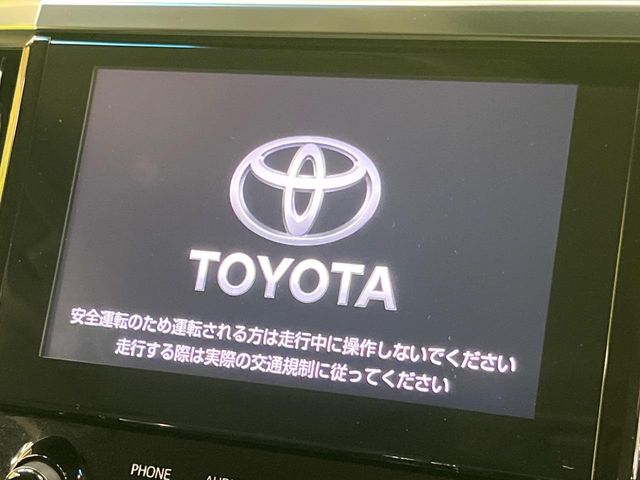 Toyota Alphard 3