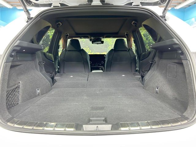 Lexus NX 11