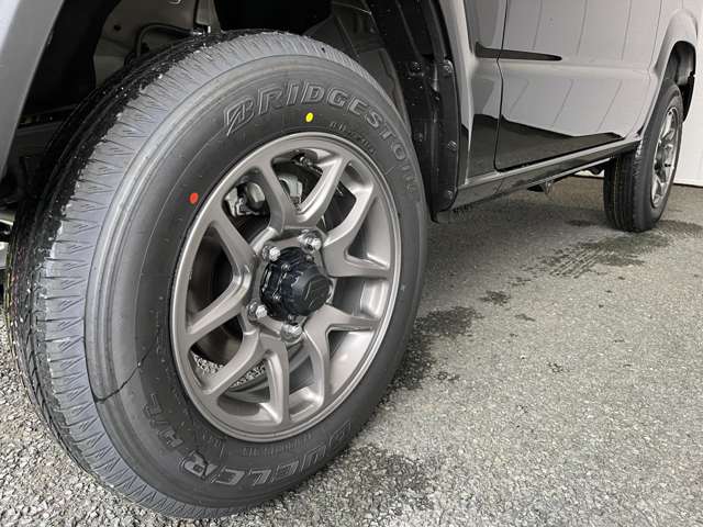 Suzuki Jimny 8