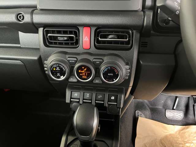 Suzuki Jimny 10