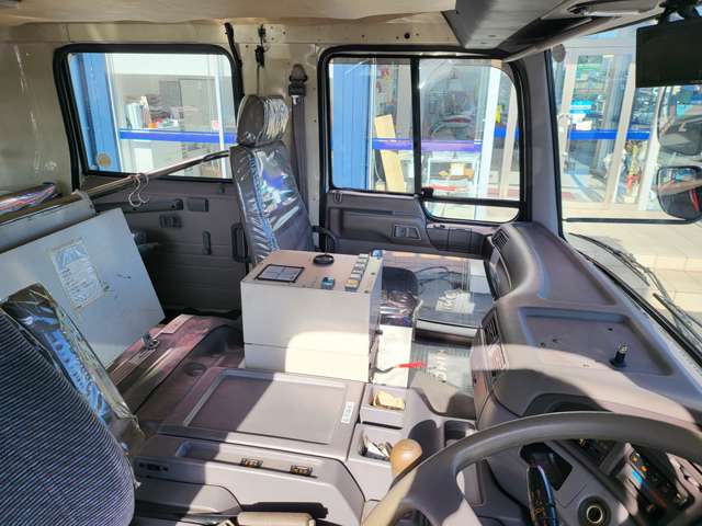 Hino Profia 12