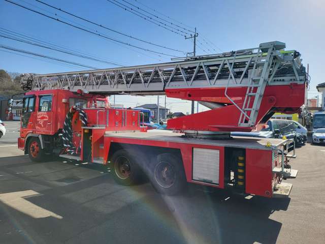 Hino Profia 7