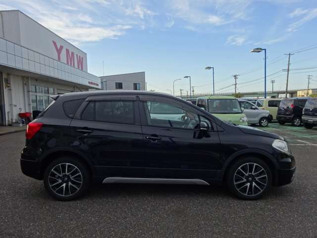 Suzuki SX4 S-CROSS 4