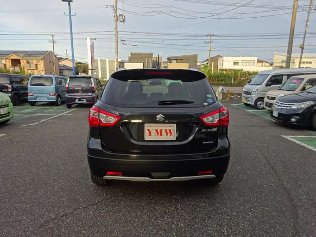 Suzuki SX4 S-CROSS 6