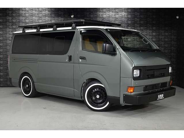 Toyota Hiace Van 9
