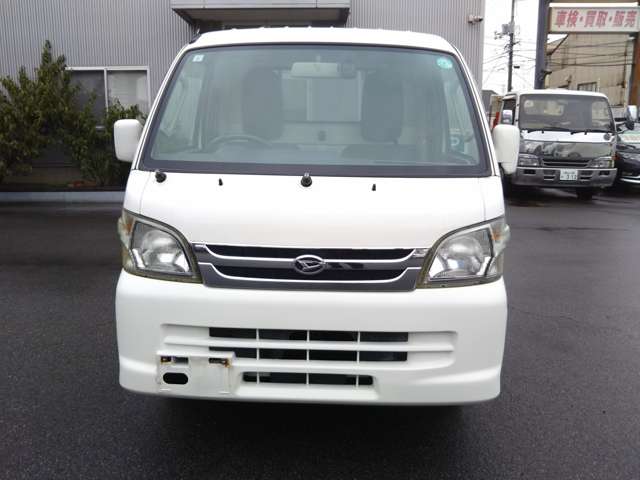 Daihatsu Hijet Truck 2