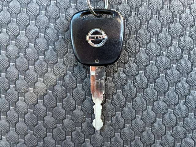 Nissan NT100 Clipper 10