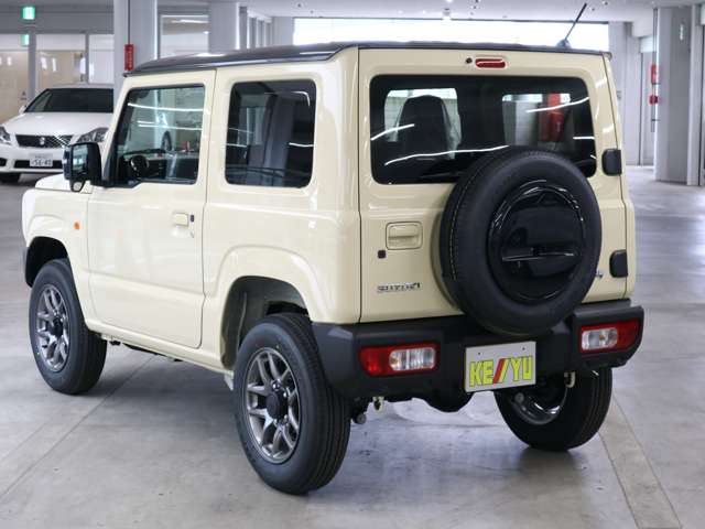 Suzuki Jimny 11