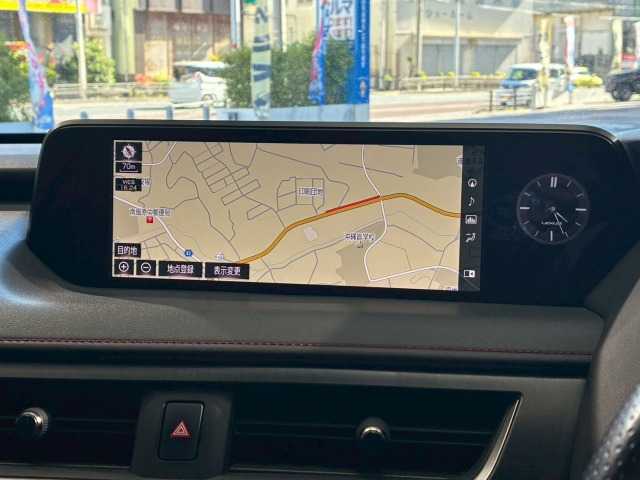 Lexus UX 4