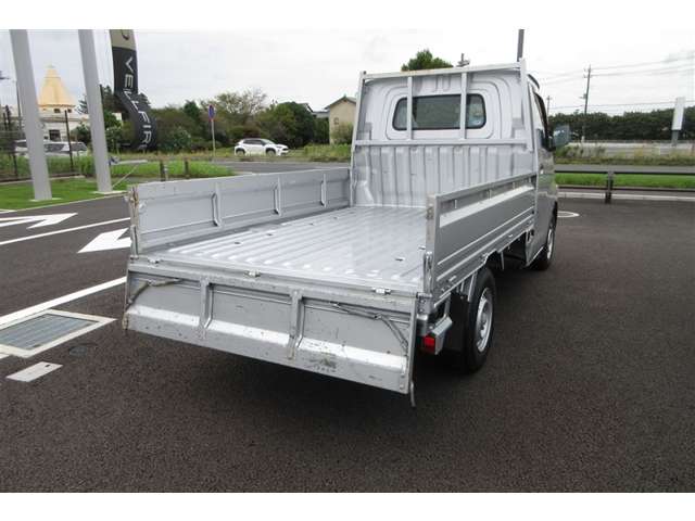 Toyota Town Ace Truck 6