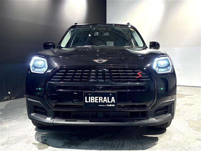 MINI Countryman 8