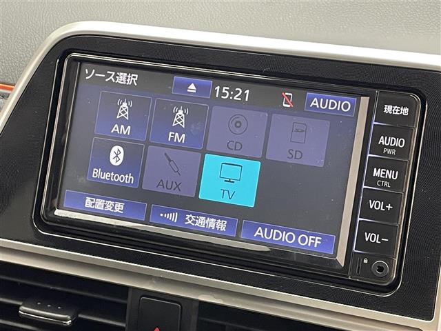 Toyota Sienta 4