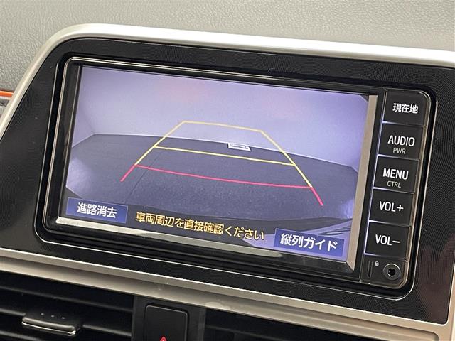 Toyota Sienta 5