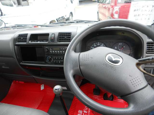 Mazda Bongo Truck 11