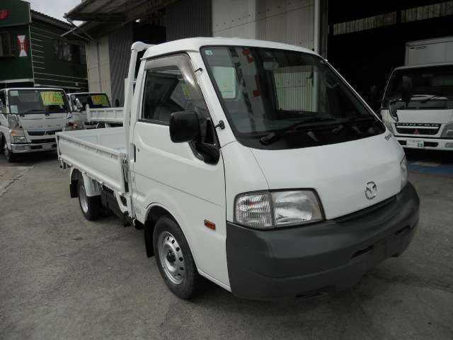 Mazda Bongo Truck 2