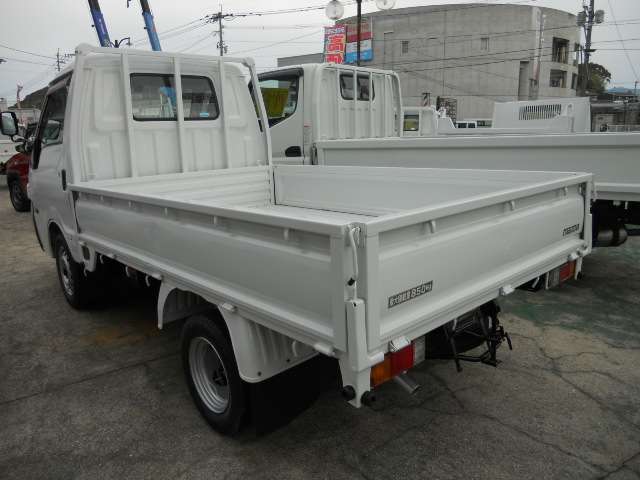 Mazda Bongo Truck 6