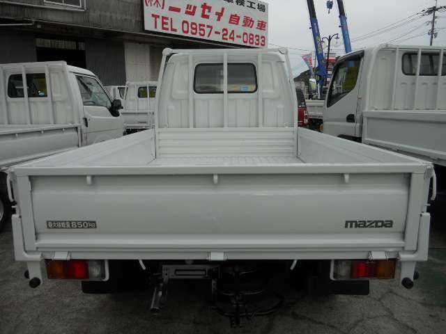 Mazda Bongo Truck 8